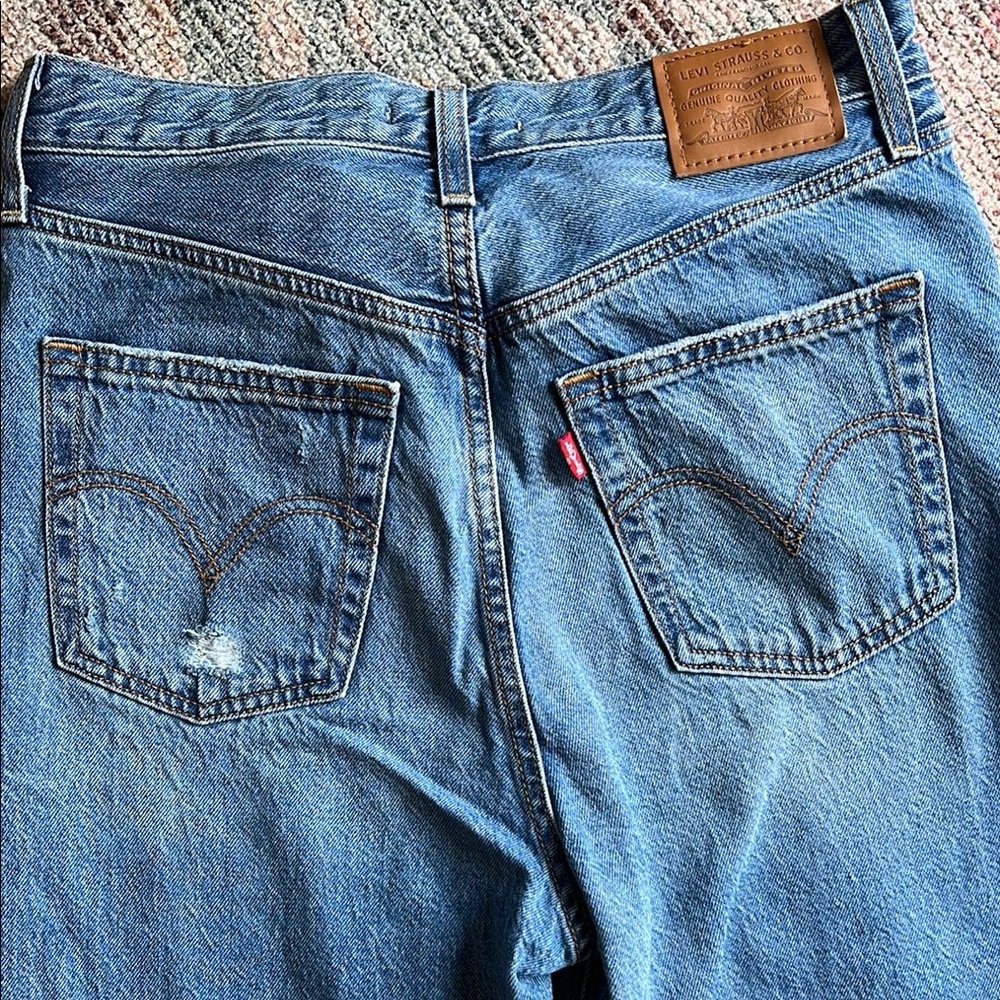 Levi’s rib cage straight ankle Jeans - Picture 4 of 11